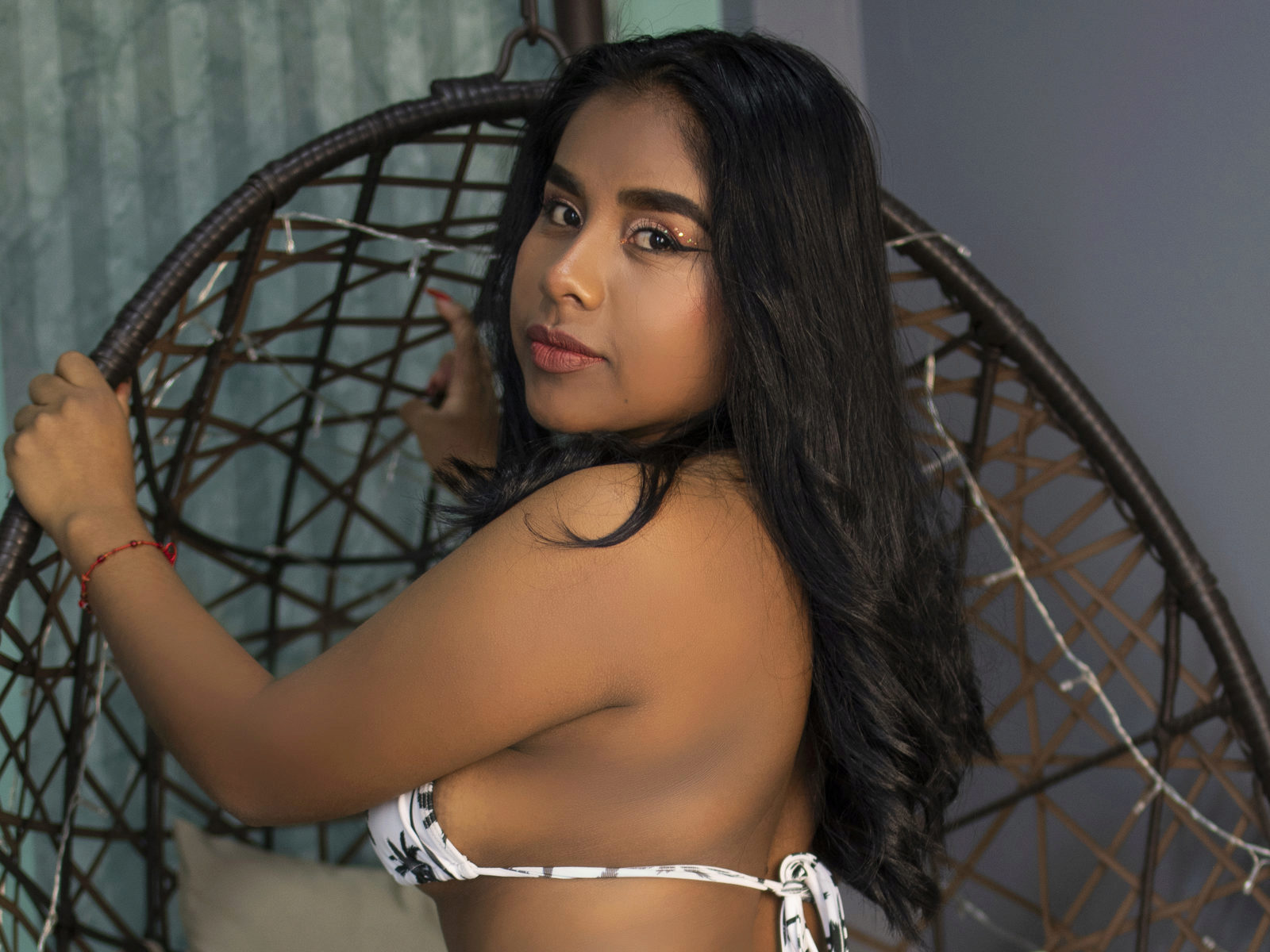 Samantha Stan